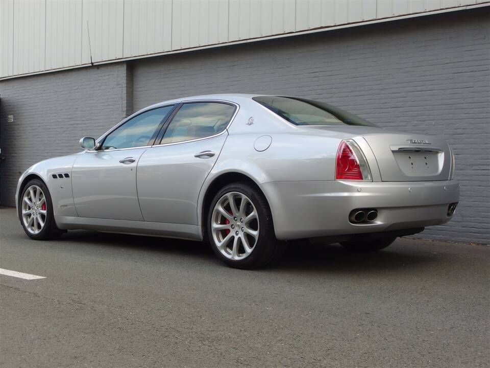 Bild 3/99 von Maserati Quattroporte 4.2 (2007)