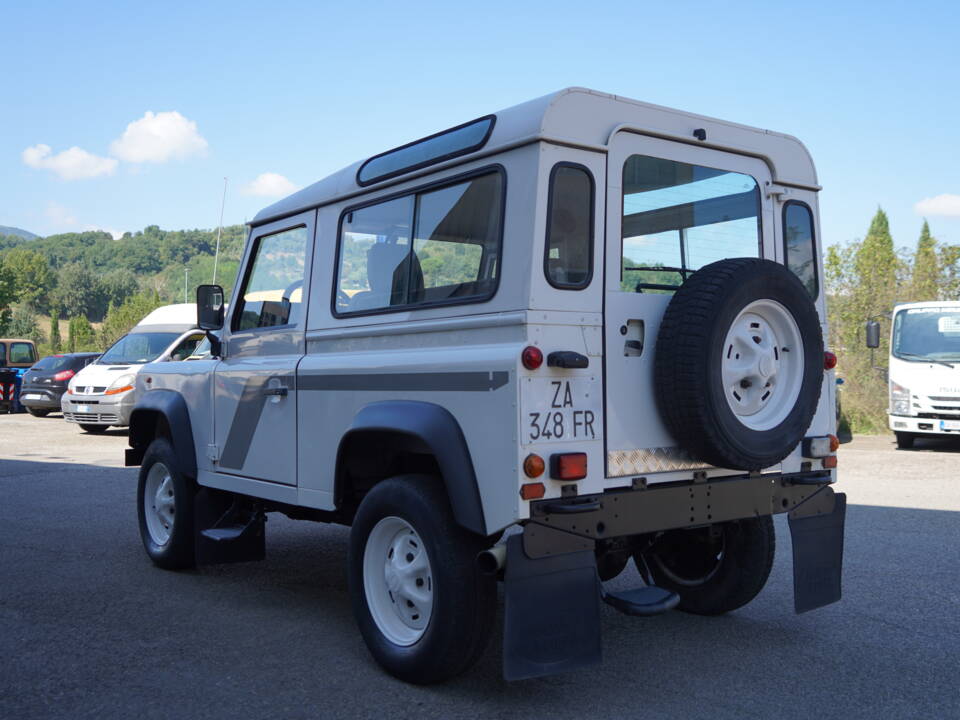 Image 5/45 de Land Rover Defender 90 (1996)