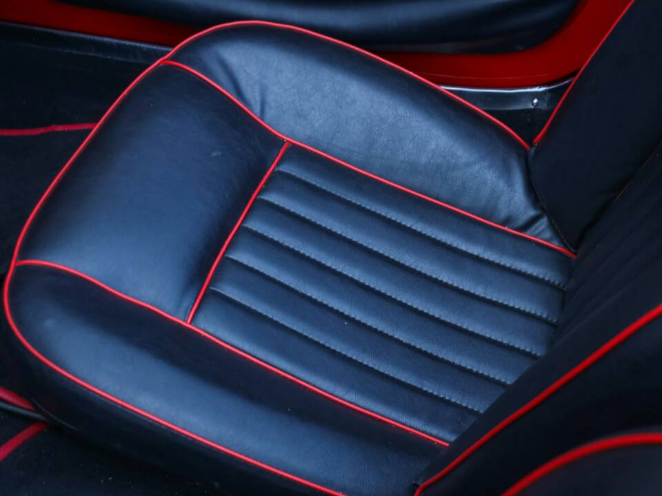 Image 37/50 of Alfa Romeo Giulia 1600 Spider (1963)