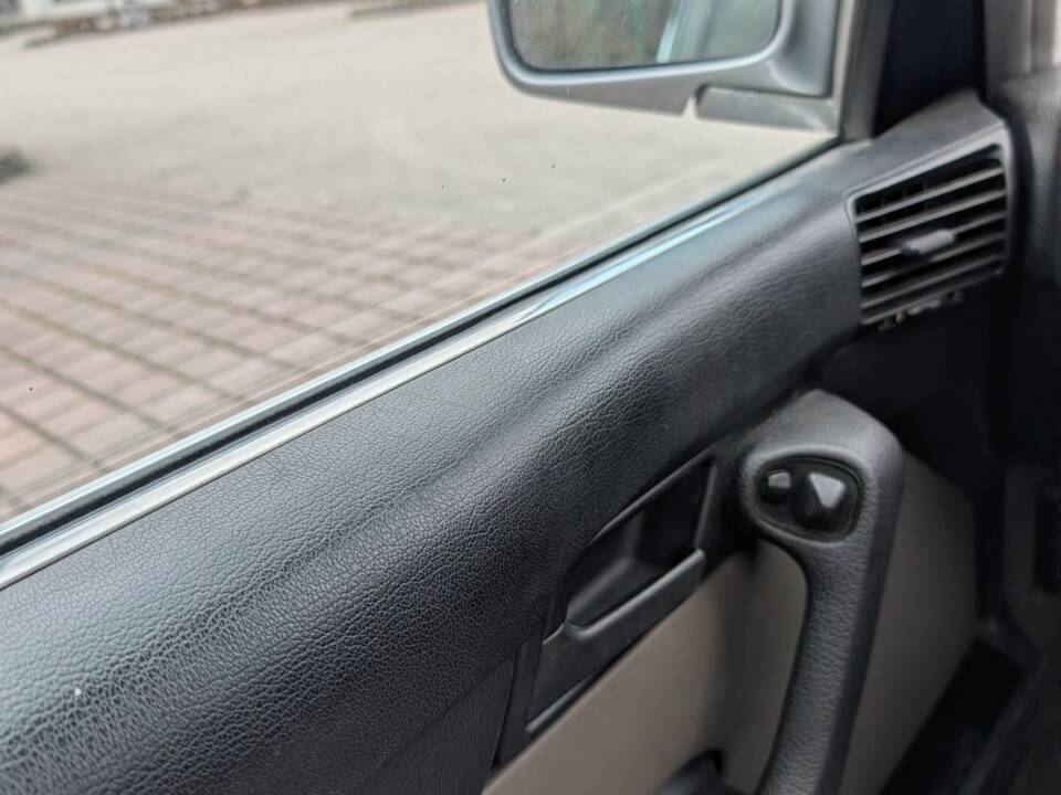 Bild 18/20 von BMW 530i (1988)