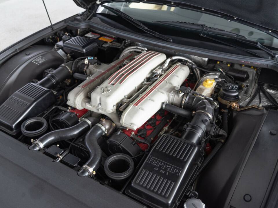 Image 47/47 of Ferrari 550 Maranello (1997)