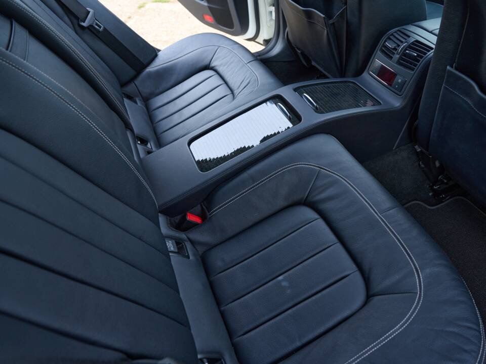 Immagine 45/50 di Mercedes-Benz CLS 350 (2014)