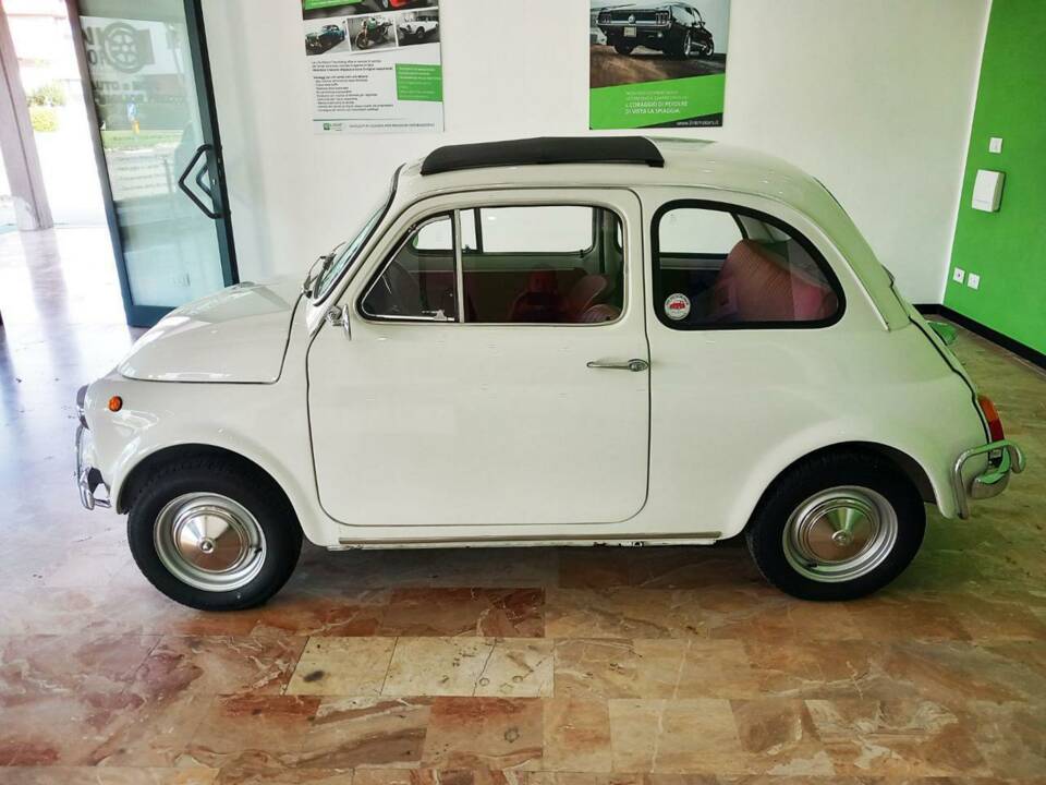 Image 4/10 de FIAT 500 L (1971)