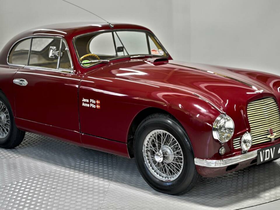 Image 1/50 de Aston Martin DB 2 Vantage (1953)