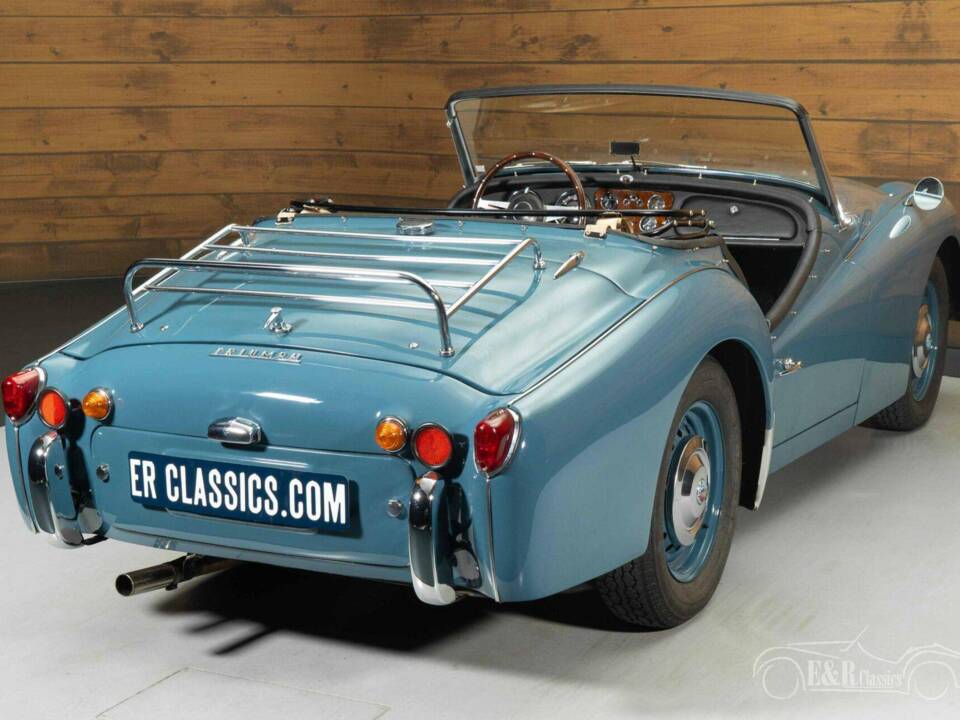 Afbeelding 14/36 van Triumph TR 3A (1960)