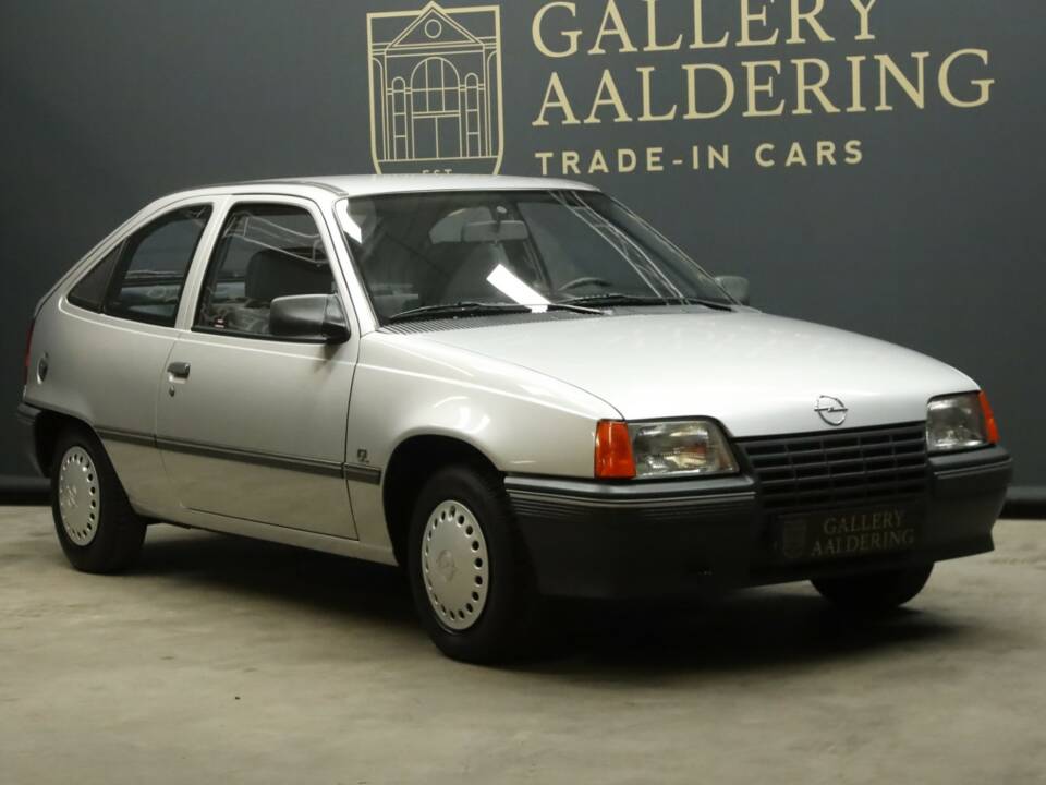 Afbeelding 28/50 van Opel Kadett 2,0i GSi (1988)