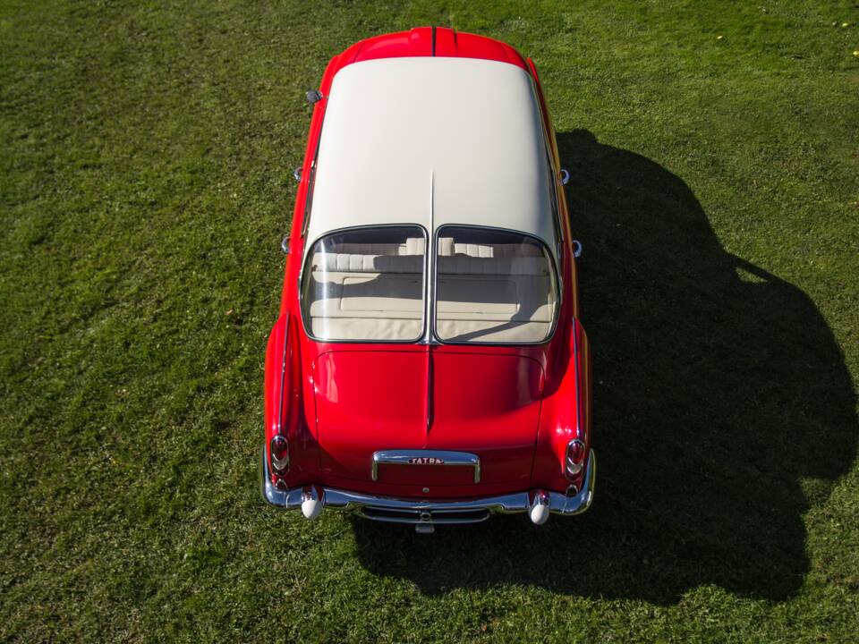 Image 11/34 of Tatra 603 Tatraplan (1957)