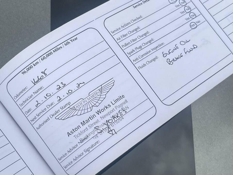 Afbeelding 64/75 van Aston Martin V12 Vantage AMR Roadster (2018)