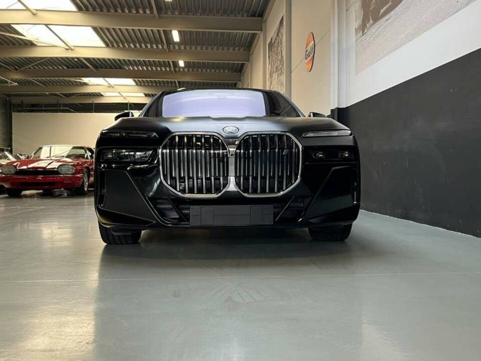 Image 22/50 de BMW i7 eDrive50 (2023)