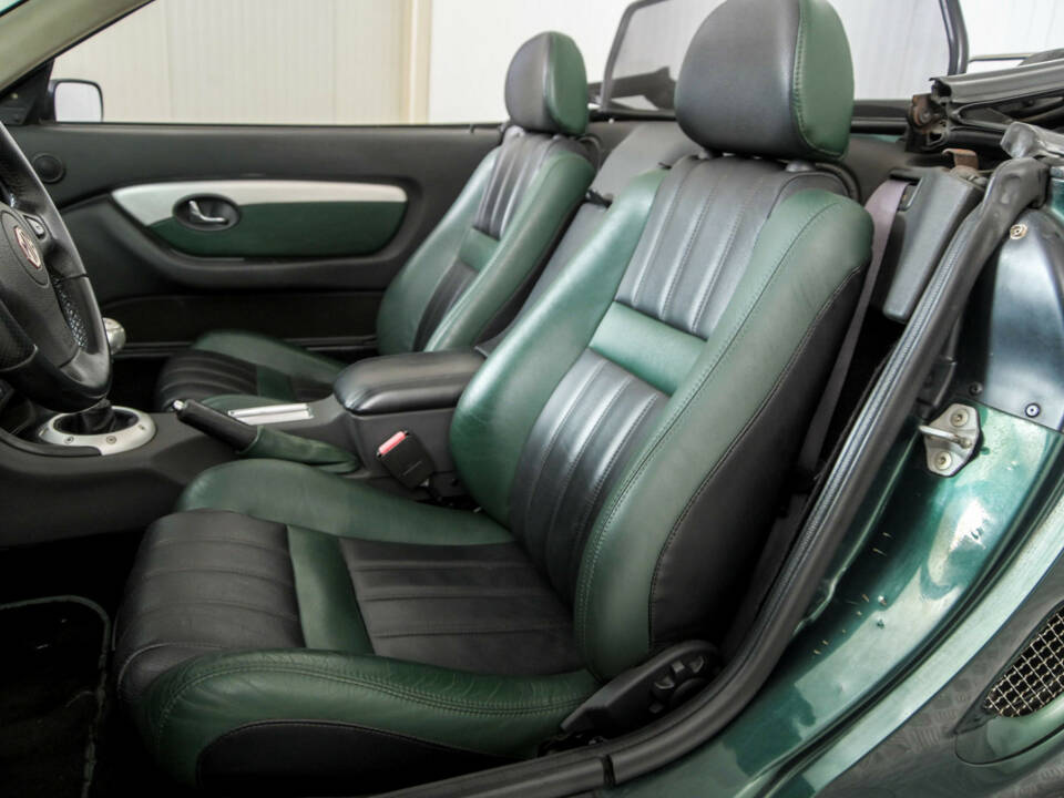 Bild 20/50 von MG F 1.8i (2000)