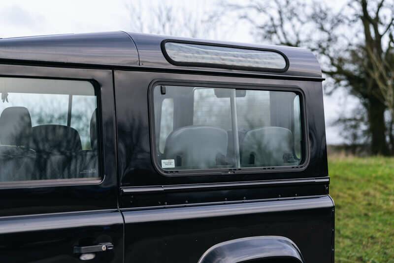 Immagine 31/50 di Land Rover Defender 90 Td5 (2002)