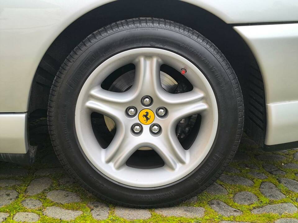 Image 22/50 of Ferrari 456 GT (1994)