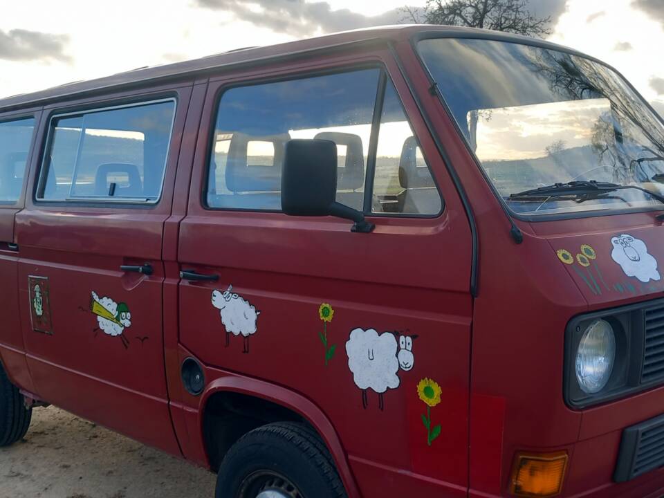 Image 8/10 of Volkswagen T3 Bus 1.9 (1990)
