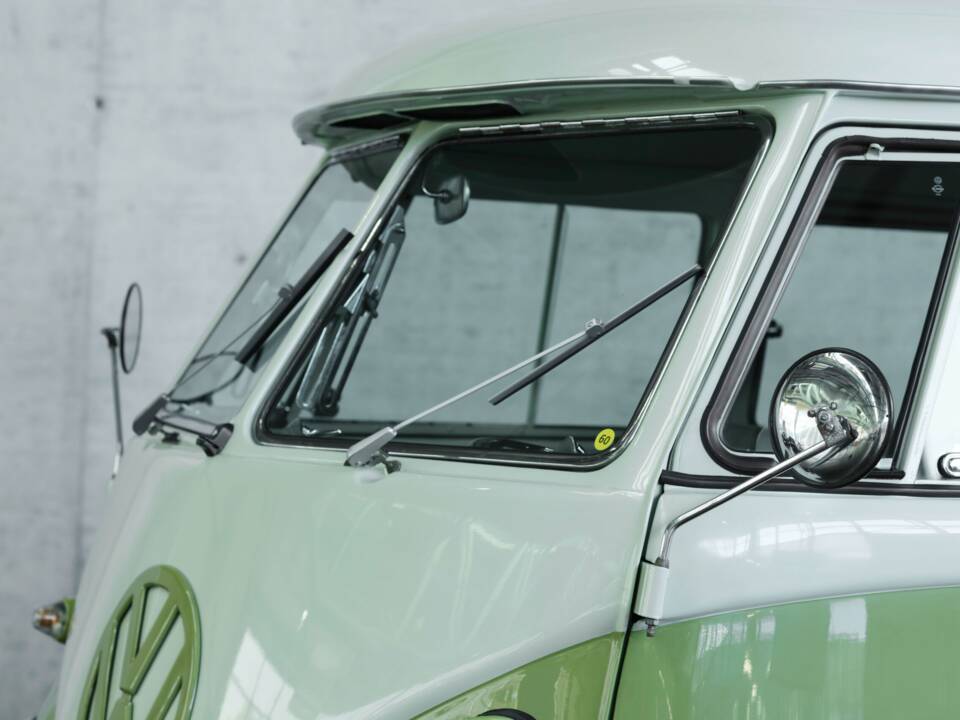 Image 9/47 of Volkswagen T1 minibus (1961)