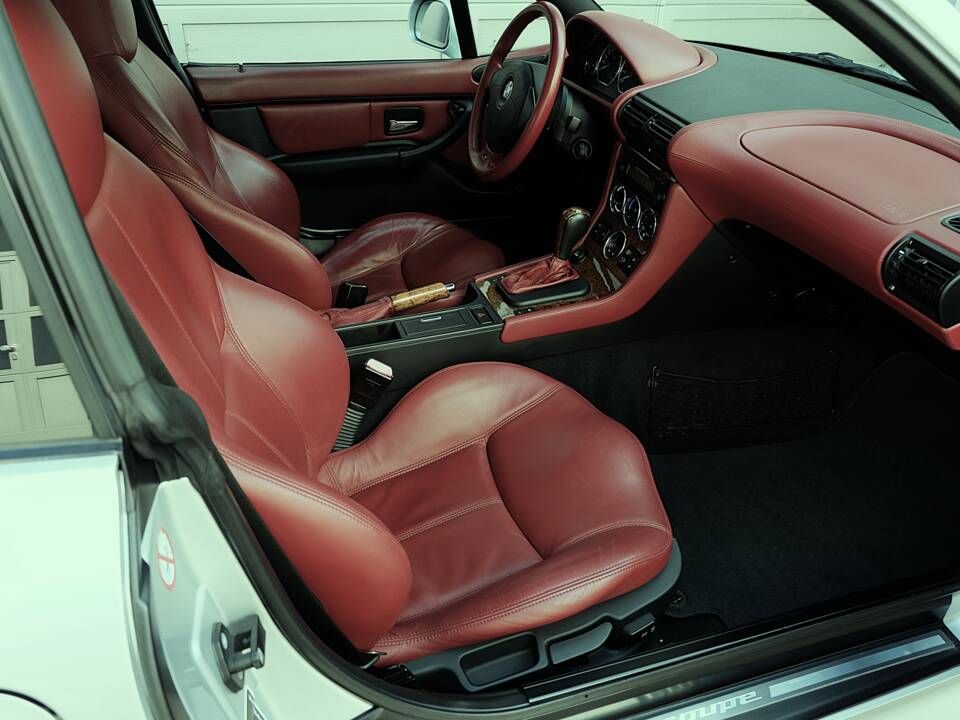 Bild 23/61 von BMW Z3 Coupé 3.0 (2001)