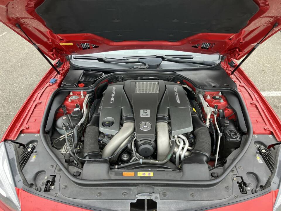 Afbeelding 57/70 van Mercedes-Benz SL 63 AMG (2012)