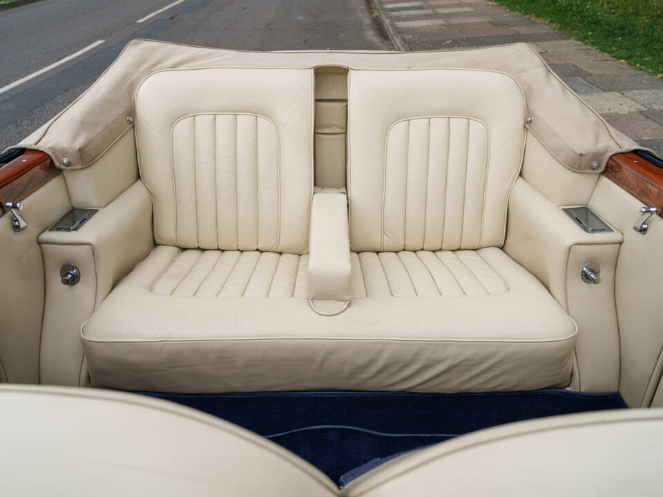 Bild 28/30 von Bentley R-Type Continental (1952)