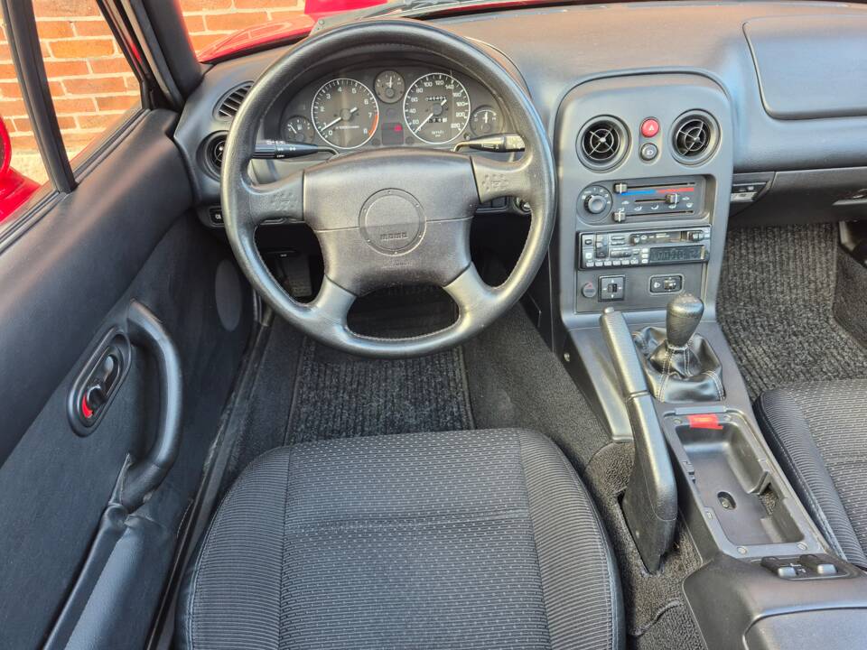 Image 8/15 of Mazda MX-5 1.8 (1995)