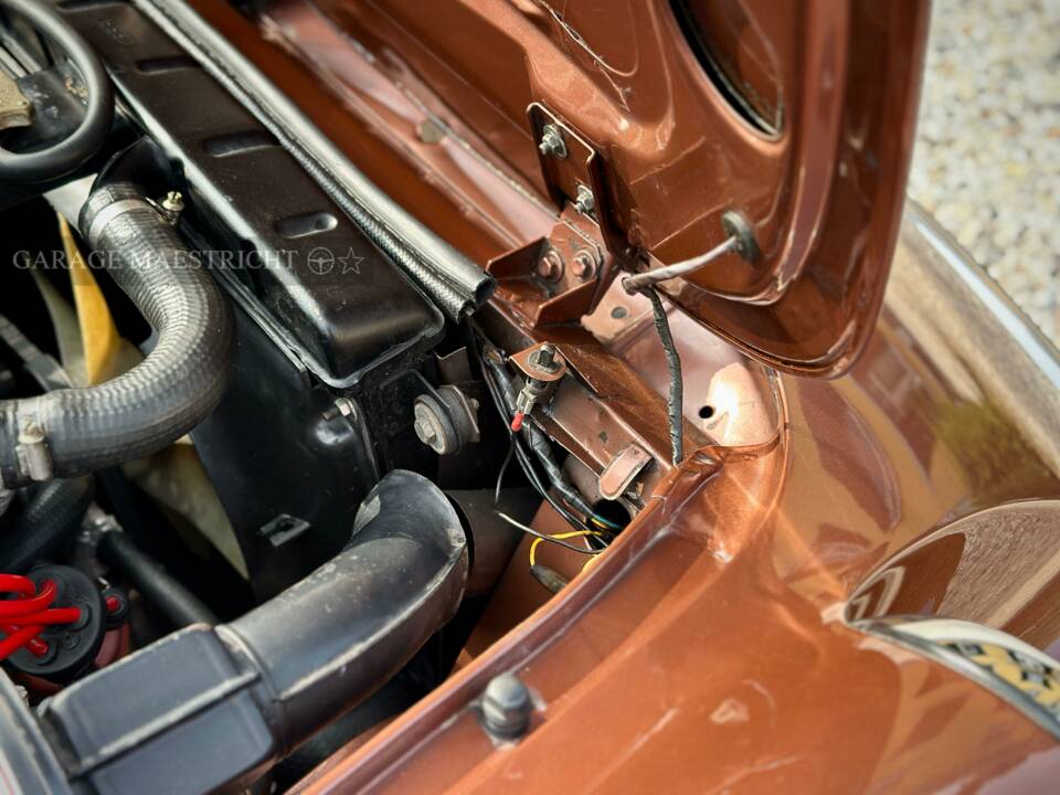 Image 59/100 of Alfa Romeo 2000 Spider Veloce (1980)
