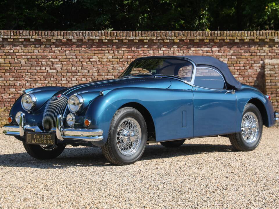 Image 12/50 of Jaguar XK 150 3.4 S OTS (1958)