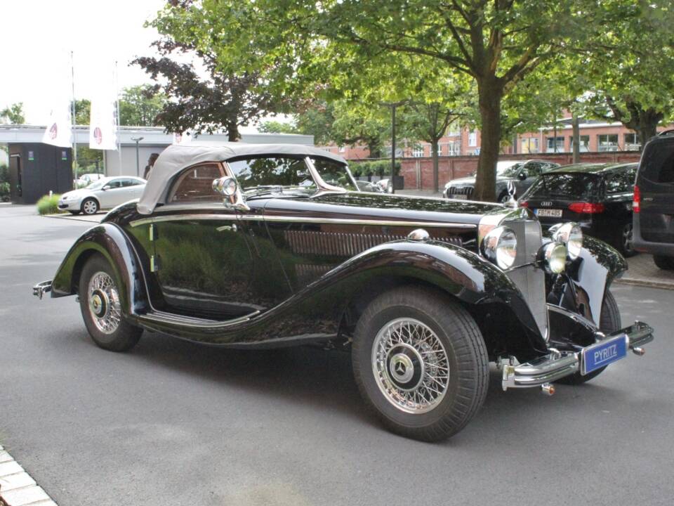 Image 2/25 de Mercedes-Benz 290 Roadster (1934)