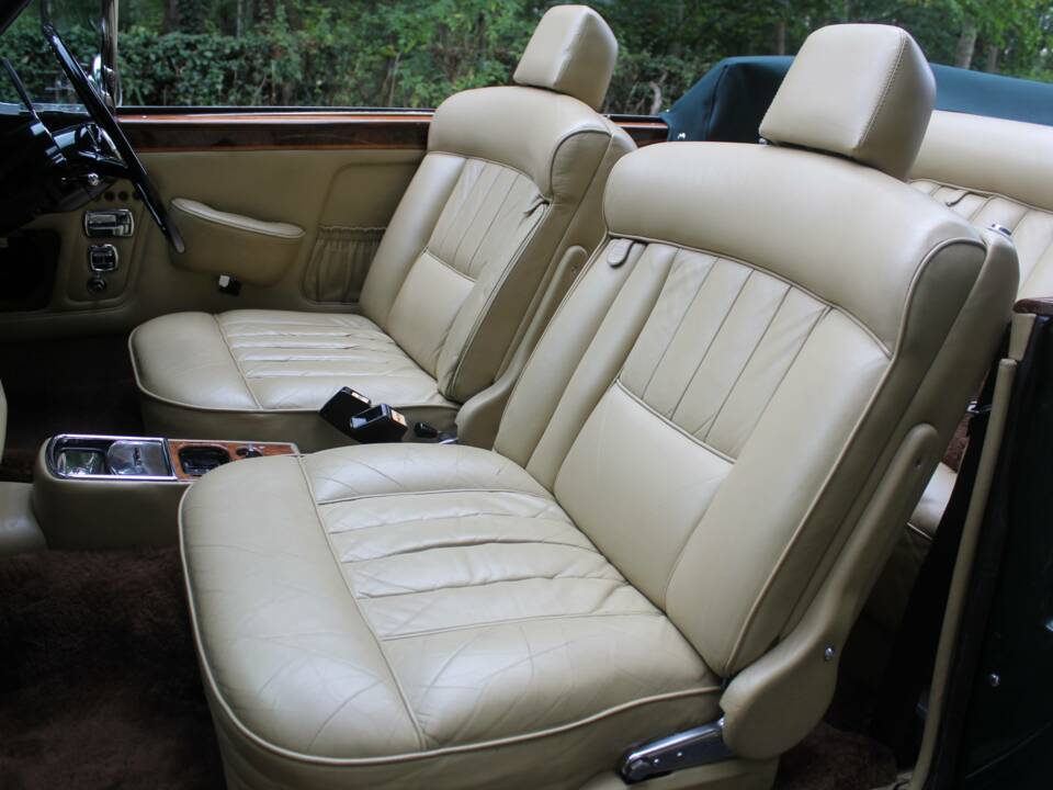 Bild 13/21 von Bentley Corniche I (1975)