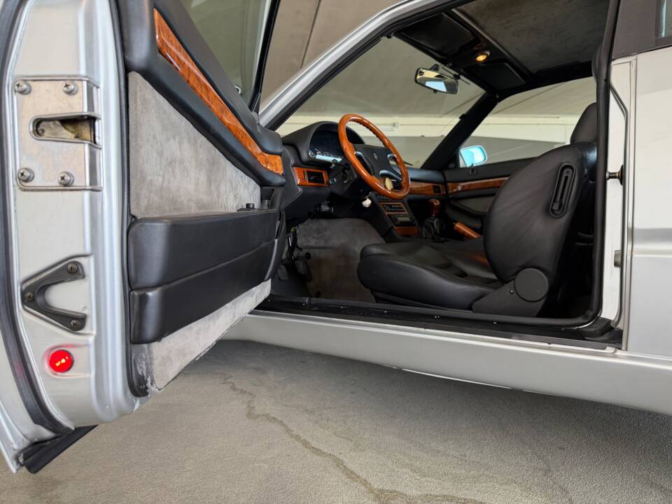 Bild 14/17 von Maserati Ghibli 2.0 (1995)