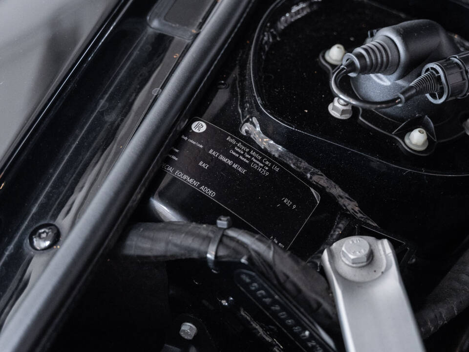Image 34/36 of Rolls-Royce Phantom DHC (2008)