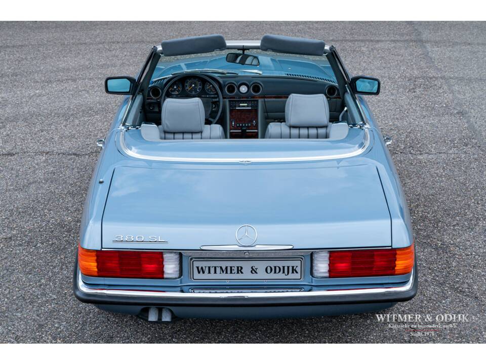 Imagen 13/28 de Mercedes-Benz 380 SL (1984)