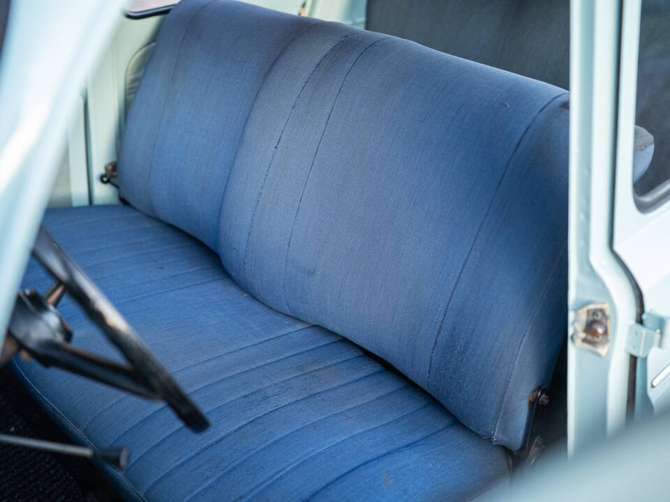 Image 28/66 of Renault R 4 Super (1962)