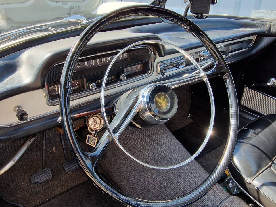 Image 11/14 of Peugeot 404 Coupé (1964)
