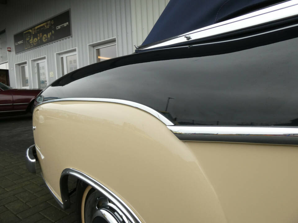Image 24/27 of Mercedes-Benz 220 S Cabriolet (1957)
