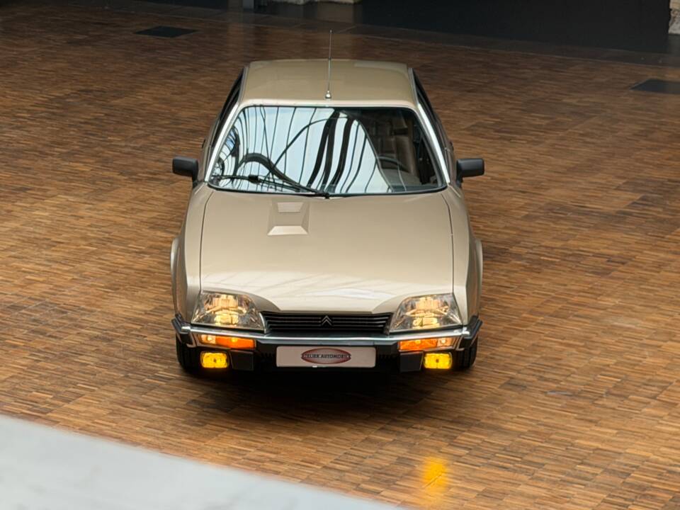 Immagine 6/43 di Citroën CX 2400 GTi (1982)
