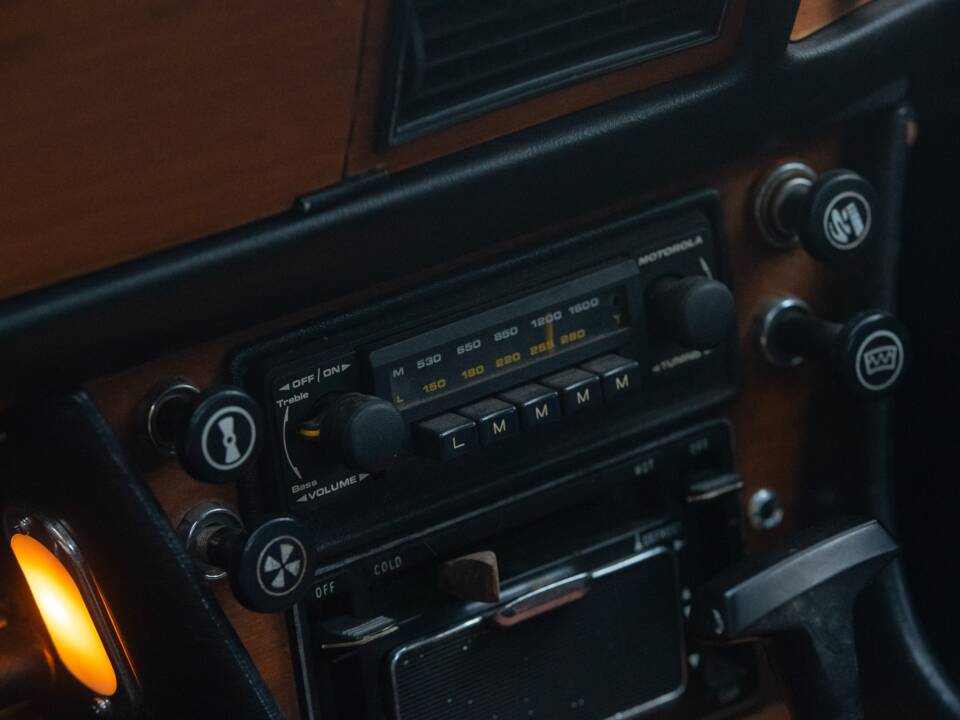 Obraz 47/50 pojazdu Triumph Stag (1975)