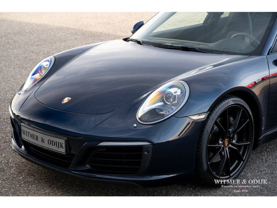 Immagine 11/31 di Porsche 911 Carrera (2018)