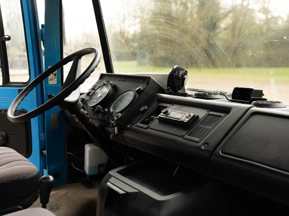 Bild 39/42 von Mercedes-Benz T2 608D (1982)