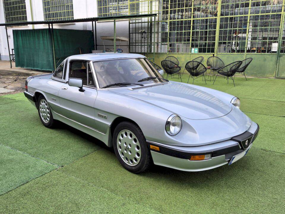 Afbeelding 59/70 van Alfa Romeo 2.0 Spider QV (1987)
