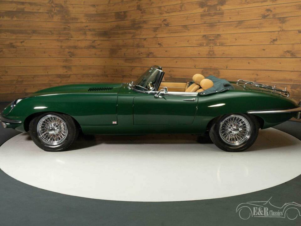 Afbeelding 17/19 van Jaguar E-Type (1970)