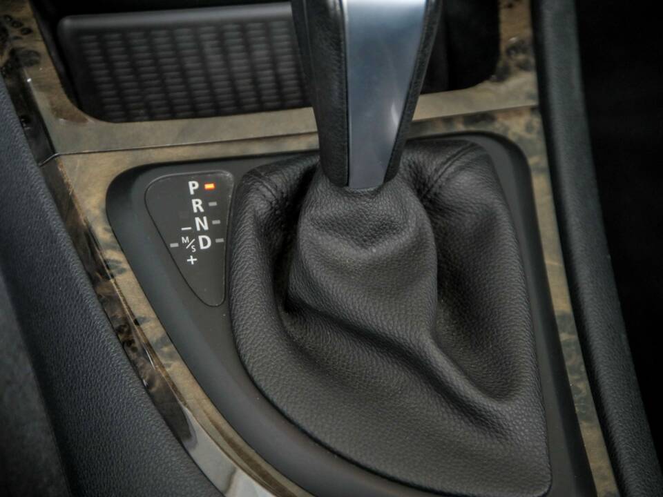 Immagine 32/50 di BMW 125i (2011)