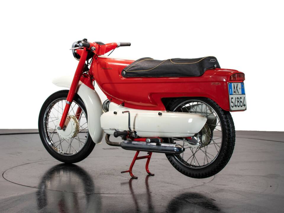 Afbeelding 2/23 van Parilla Slughi 98 (1961)