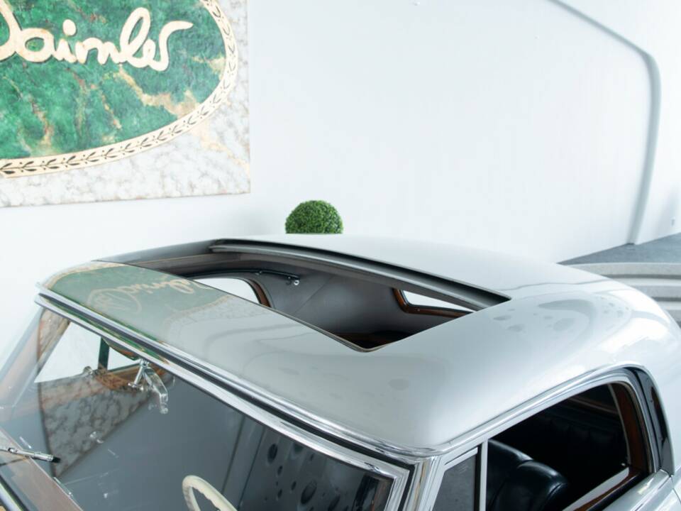 Immagine 33/39 di Mercedes-Benz 300 Sc Coupé (1956)