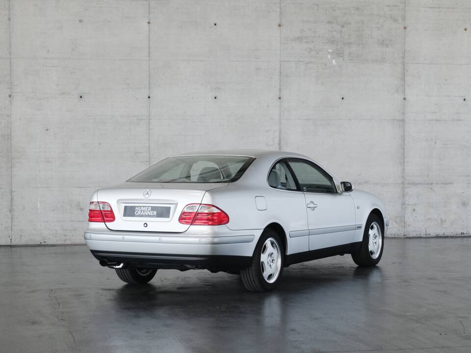 Bild 12/50 von Mercedes-Benz CLK 230 Kompressor (1999)