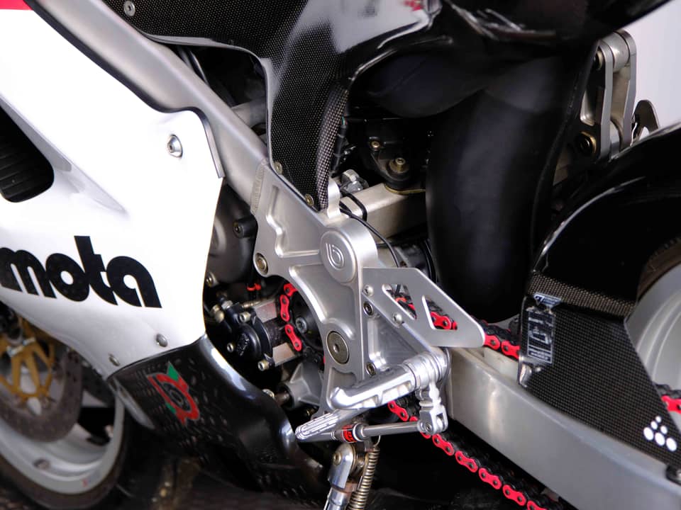 Image 69/94 of Bimota 500 V-Due (2003)