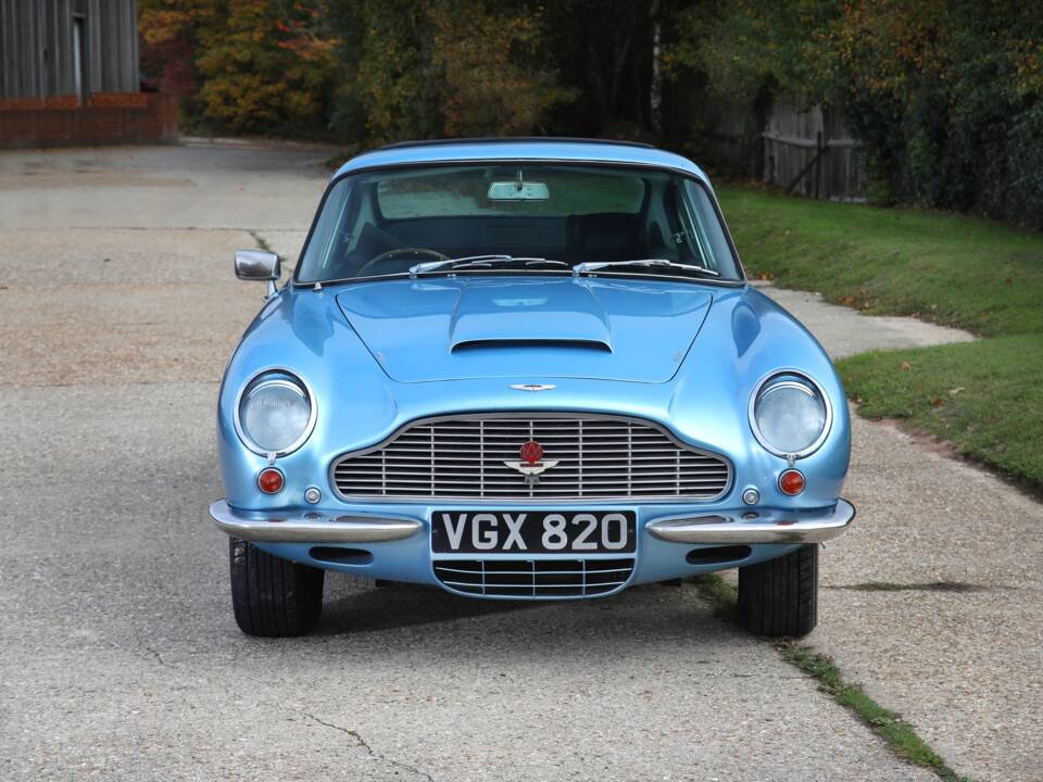 Imagen 15/31 de Aston Martin DB 6 (1968)