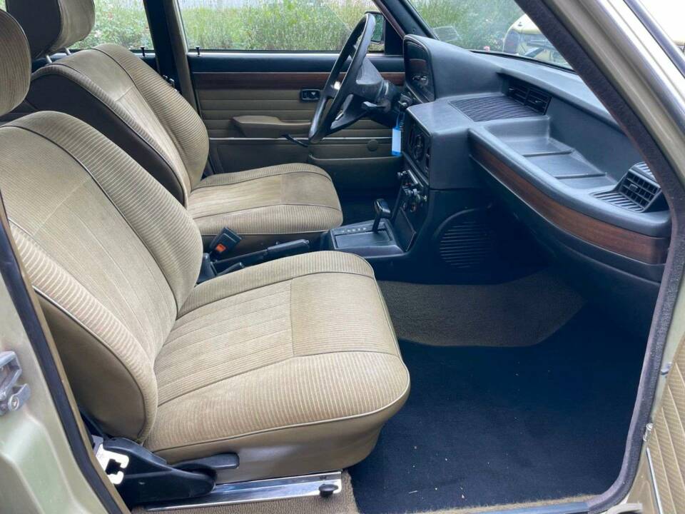 Afbeelding 12/20 van BMW 528i (1979)