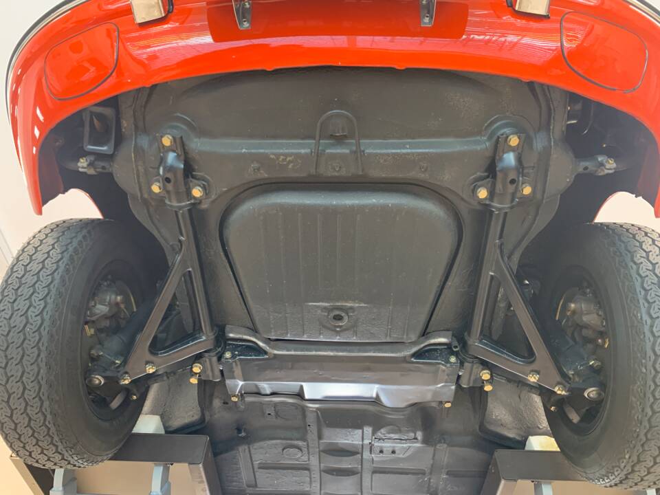 Bild 14/22 von Porsche 911 2.0 L (1968)