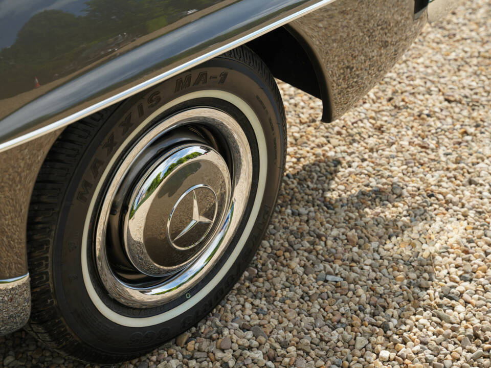 Bild 38/50 von Mercedes-Benz 190 SL (1960)