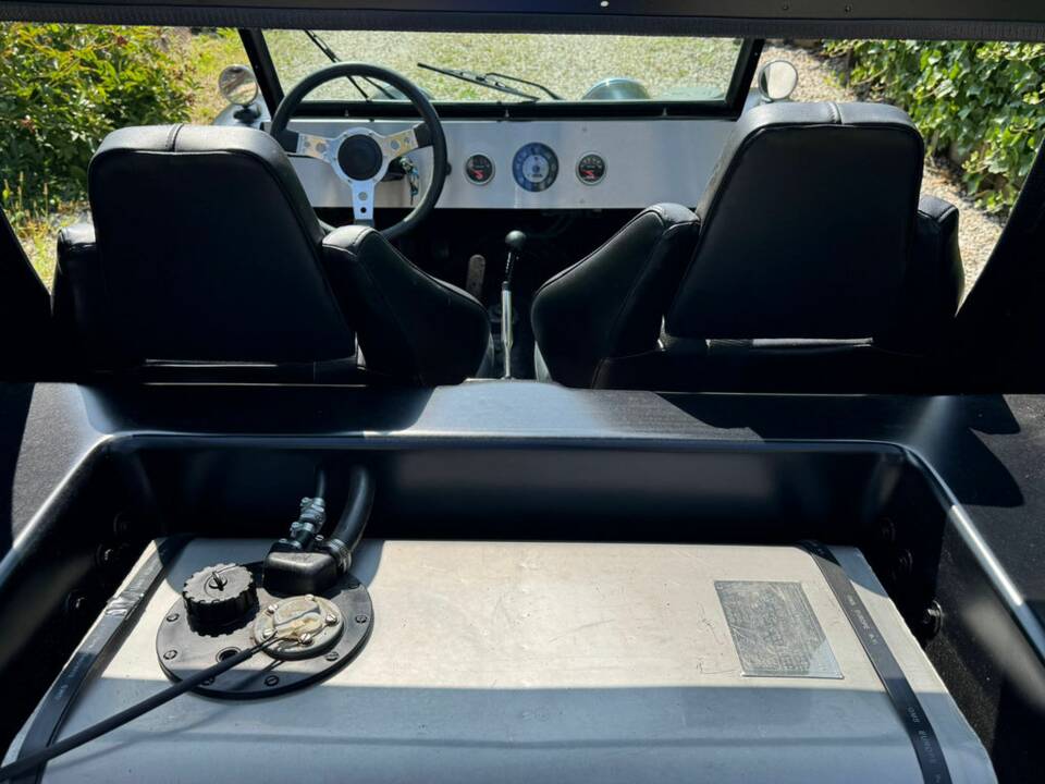 Image 6/8 de Volkswagen Ruska Buggy (1966)