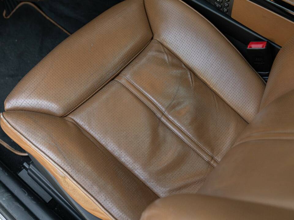 Image 30/50 de BMW 745Li (2001)