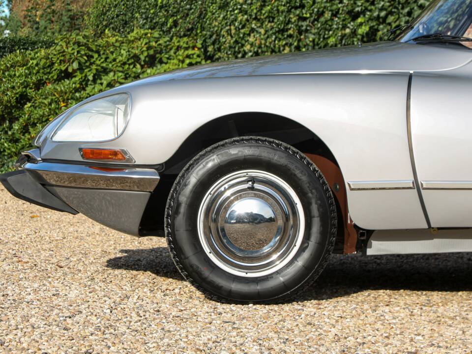 Bild 23/50 von Citroën DS 20 (1974)